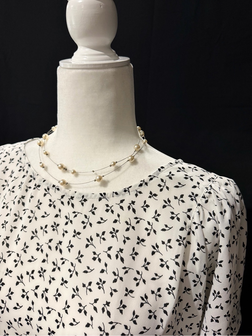 CeCe White Short Sleeve Blouse with Black Floral Motif - Picture 2 of 6